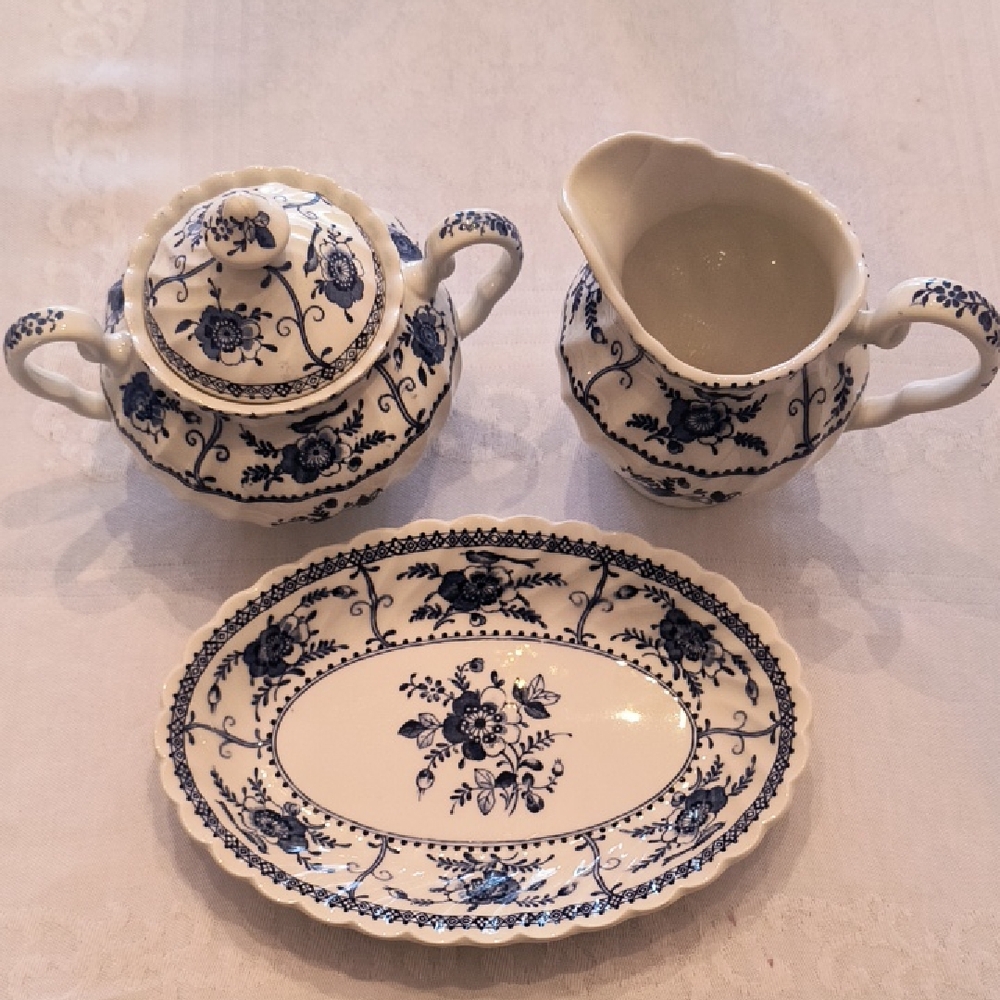 Johnson Bros Ironstone 4 Piece Set - Picture 15 of 16